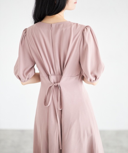 tocco closet(トッコ クローゼット)の「【ZOZO限定】Vネックフロントボタンワンピース(ワンピース・レディース・モカ/ライトグレー・M)」の14枚目の写真