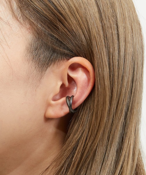 IVXLCDM（アイヴィーエックスエルシーディエム）の「IVXLCDM アイブイエックスエルシーディーエム / X EAR CUFF / エックスイヤーカフ / IVX-A552-BK（イヤーカフ・メンズ・ブラック・FREE）」の2枚目の写真