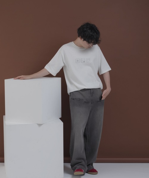 MUHET（ミュエータ）の「スラッシュポケットデニムパンツ（デニムパンツ・レディース・チャコールグレー/ライトインディゴブルー・SMALL/LARGE/MEDIUM）」の12枚目の写真