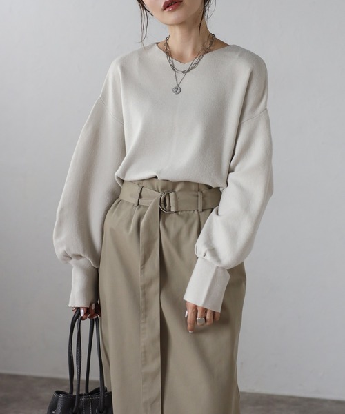 Bonjour Sagan（ボンジュールサガン）の「前後2WAYボリュームスリーブ裾タック静電気防止ニット（ニット/セーター・レディース・キナリ/ブラウン/ブラック/ブルー・FREE）」の11枚目の写真