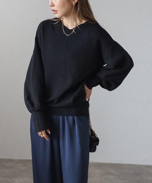 Bonjour Sagan（ボンジュールサガン）の「前後2WAYボリュームスリーブ裾タック静電気防止ニット（ニット/セーター・レディース・キナリ/ブラウン/ブラック/ブルー・FREE）」の8枚目の写真