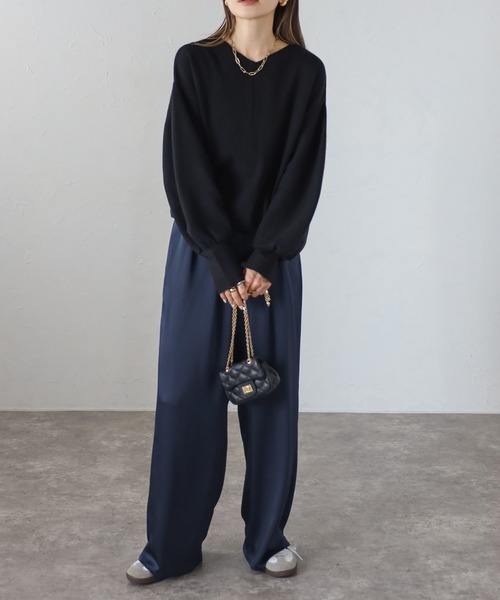 Bonjour Sagan（ボンジュールサガン）の「前後2WAYボリュームスリーブ裾タック静電気防止ニット（ニット/セーター・レディース・キナリ/ブラウン/ブラック/ブルー・FREE）」の9枚目の写真