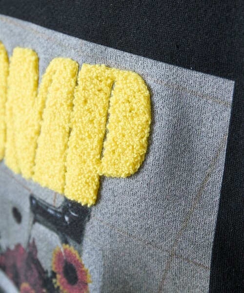 FREAK'S STORE（フリークスストア）の「限定展開　フラワー フォト × サガラ刺繍 裏起毛 スウェット（スウェット・レディース・ブラック/サックスブルー/オフホワイト/グレー・ﾌﾘ-）」の13枚目の写真