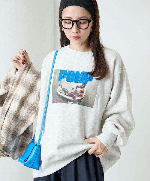 FREAK'S STORE（フリークスストア）の「限定展開　フラワー フォト × サガラ刺繍 裏起毛 スウェット（スウェット・レディース・ブラック/サックスブルー/オフホワイト/グレー・ﾌﾘ-）」の18枚目の写真