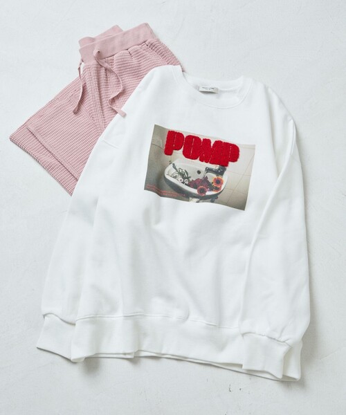 FREAK'S STORE（フリークスストア）の「限定展開　フラワー フォト × サガラ刺繍 裏起毛 スウェット（スウェット・レディース・ブラック/サックスブルー/オフホワイト/グレー・ﾌﾘ-）」の21枚目の写真