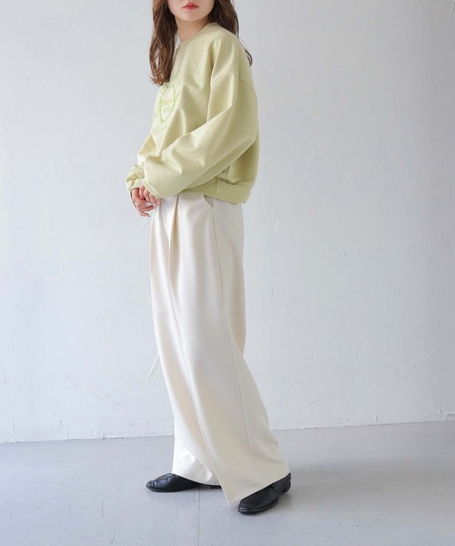 HER CLOSET(ハークローゼット)の「【HER CLOSET】サークルロゴ刺繍ロンT(スウェット・レディース・ライトグリーン/オートミール/ライトグレー系・FREE)」の15枚目の写真