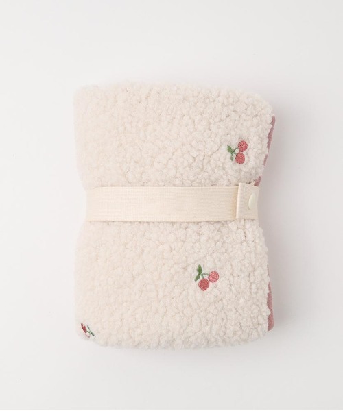 さくらんぼ柄ボアカフェマット（ラグ/マット）｜moncheri（モンシェリ）