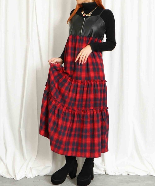 GORGE(ゴージ)の「合皮チェックキャミワンピース(ワンピース・レディース・レッド/ブラック・F)」の2枚目の写真