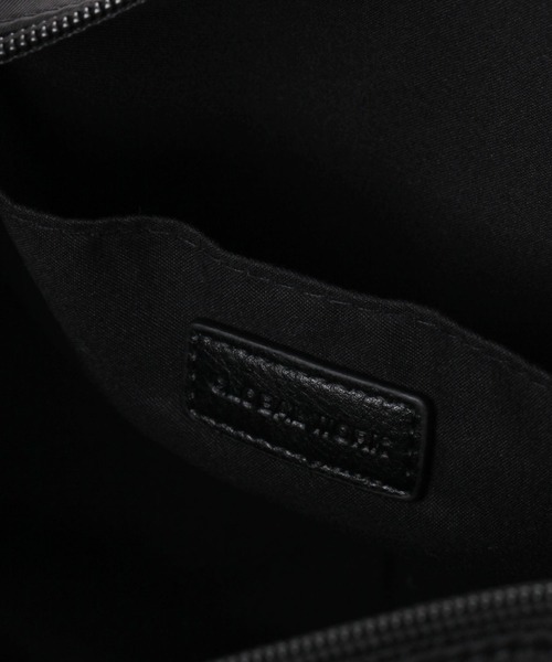 GLOBAL WORK(グローバルワーク)の「スペ軽4ポケ2WAYショルダー/208923(ショルダーバッグ・レディース・シルバー/ブラック系その他/ブラック/アイボリー・ONE SIZE)」の14枚目の写真