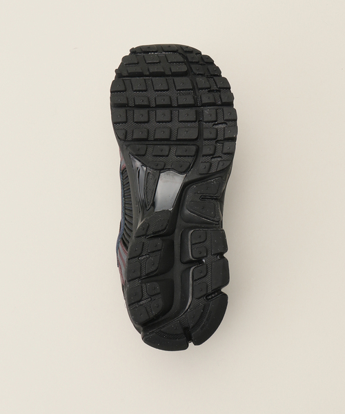 IENA NIKE/ナイキ ウィメンズ ズームボメロ5 UT HQ4052 IENA（イエナ）の「NIKE/ナイキ ウィメンズ ズームボメロ5 UT