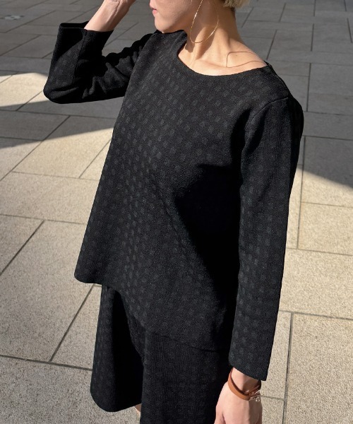 JENNE（ジェンヌ）の「エアリーチェックニット（ニット/セーター・レディース・ブラック/ホワイト・LARGE/MEDIUM/SMALL）」の8枚目の写真