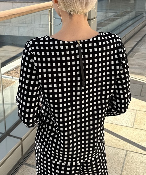 JENNE（ジェンヌ）の「エアリーチェックニット（ニット/セーター・レディース・ブラック/ホワイト・LARGE/MEDIUM/SMALL）」の16枚目の写真