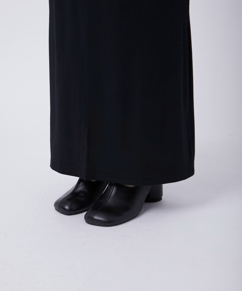 Foundry Mews(ファウンドリーミューズ)の「【Foundry Mews/ファウンドリーミューズ】Bella stretch maxi skirt(スカート・レディース・ブラック・FREE)」の10枚目の写真