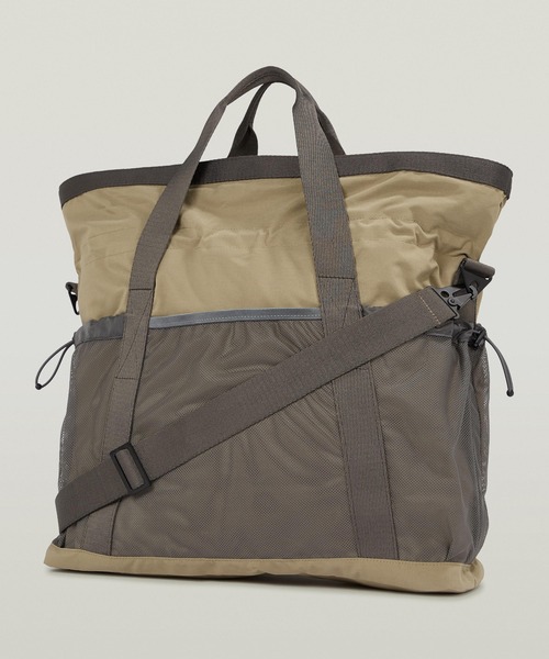 G-STAR（ジースター）の「【UNISEX】LIGHTWEIGHT MEGA TOTE BAG/ミリタリーディテールナイロントートバッグ/ショルダーバッグ（トートバッグ・レディース・グリーン系その他・ONE SIZE）」の8枚目の写真