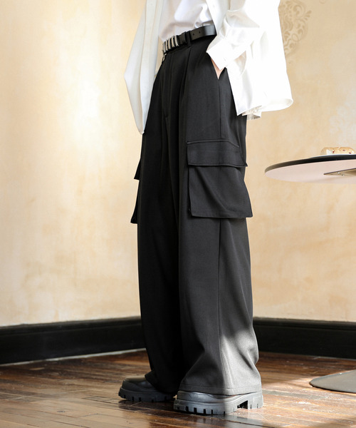 neos（ネオス）の「【neos】ルーズシルエット ワイド スラックス カーゴ パンツ（スラックス・メンズ・ブラック/チャコールグレー・MEDIUM/LARGE）」の3枚目の写真