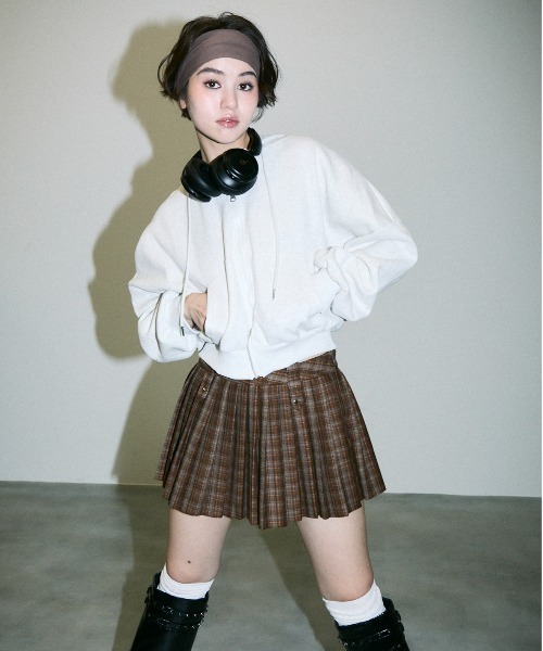 Clum（クルム）の「wool like touch pleats check mini skirt / ウールライクタッチプリーツチェックミニスカート（スカート・レディース・ブラウン/グレー・MEDIUM/SMALL）」の21枚目の写真