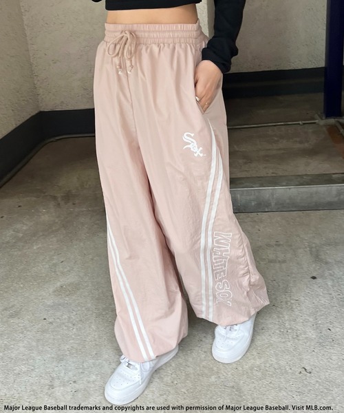 BACK TO THE FIELD（バック トゥー ザ フィールド）の「【MLB】ナイロントラックパンツ（その他パンツ・レディース・ブラック/ピンク/グレー・FREE）」の7枚目の写真