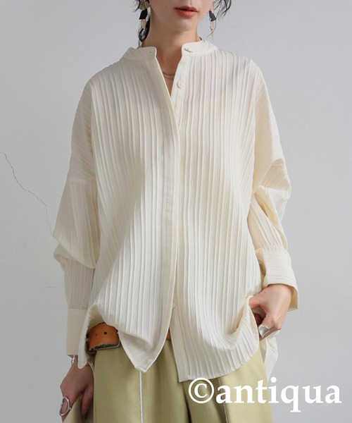 antiqua(アンティカ)の「シルバーボタンシャツ(シャツ/ブラウス・レディース・ライム/オフホワイト/ブラック・ONESIZE)」の1枚目の写真