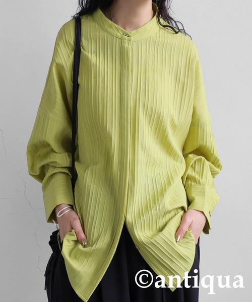 antiqua(アンティカ)の「シルバーボタンシャツ(シャツ/ブラウス・レディース・ライム/オフホワイト/ブラック・ONESIZE)」の3枚目の写真