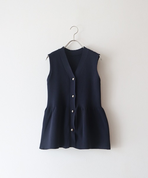 J by blue(ジェイバイブルー)の「ペプラムニットベスト(ベスト・レディース・ネイビー/ブラック/アイボリー・MEDIUM)」の20枚目の写真