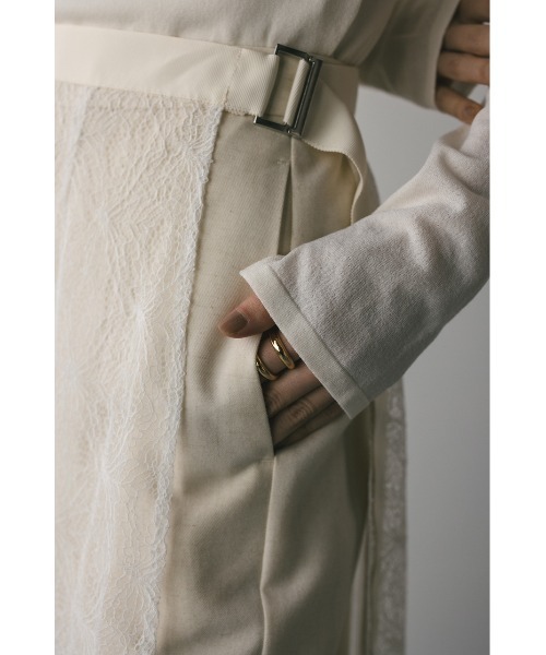 STYLEMIXER(スタイルミキサー)の「レースレイヤードセットパンツ(その他パンツ・レディース・ブラック/ホワイト・SMALL/MEDIUM)」の12枚目の写真