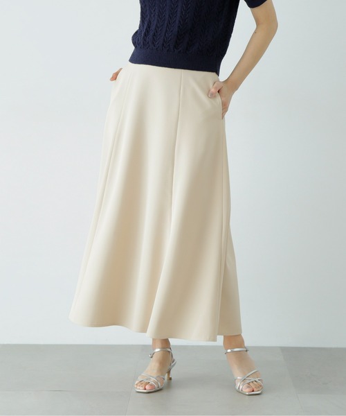 N.(N. Natural Beauty Basic)(エヌエヌナチュラルビューティーベーシック)の「ユースフルフレアスカート(スカート・レディース・チャコールグレー/ライトグリーン/ベージュ・MEDIUM/SMALL)」の2枚目の写真