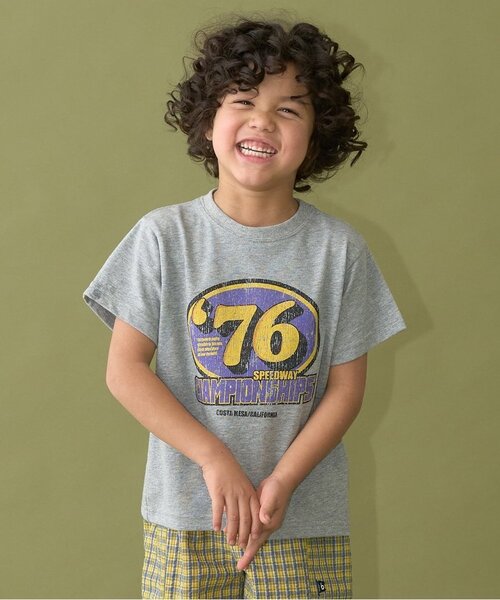 b・ROOM(ビールーム)の「【カイテキ天竺】選べる8パターンオリジナルプリントTシャツ(Tシャツ/カットソー・キッズ・ターコイズブルー/ブラック/トップグレー/パープル/ダークグリーン/オフホワイト/レッド/ライトベージュ・120cm/130cm/110cm/100cm/140cm/150cm)」の4枚目の写真