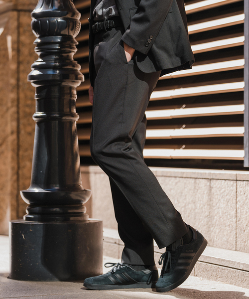 EDIFICE（エディフィス）の「《再入荷》"抗菌防臭＆シワ防止機能" ワルツ ツイル テーパードパンツ（スラックス・メンズ・ベージュ/ネイビー/ブラウン/ブラック・MEDIUM/SMALL/X-SMALL/LARGE/X-LARGE/XX-LARGE）」の22枚目の写真