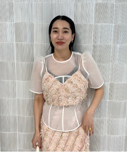SHEER CARDBOARD PUFF SHOULDER TOP