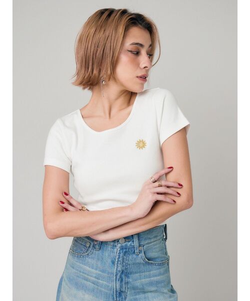 EVRIS（エヴリス）の「SUNNYショートTシャツ（Tシャツ/カットソー・レディース・ブラック/イエロー/ホワイト/グレー・FREE）」の9枚目の写真