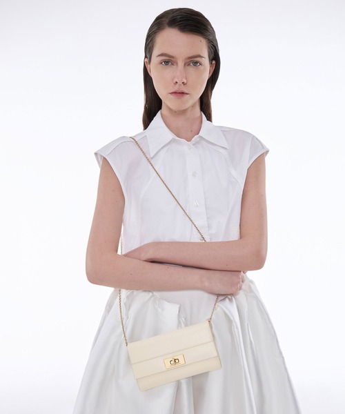 CHARLES&KEITH◆Lennie チェーンハンドルウォレット◆送料込 Lennie レニー チェーンハンドルウォレット - Black | CHARLES