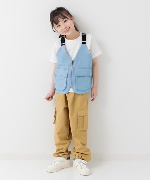 chil2（チルツー）の「ダンガリーベスト（ベスト・キッズ・ブルー/サックスブルー・120cm/160cm/140cm）」の7枚目の写真