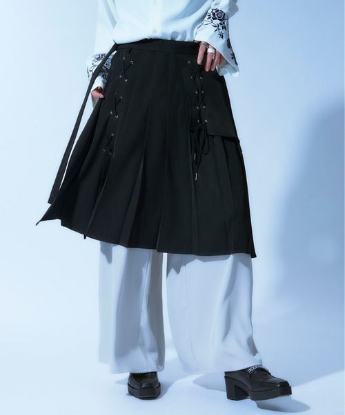 Ellno Loset（エルノロゼット）の「レースアッププリーツラップスカート（スカート・メンズ・ブラック・MEDIUM/LARGE）」の18枚目の写真
