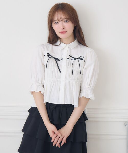 ems excite（エムズエキサイト）の「ステッチリボンペプラムSH（シャツ/ブラウス・レディース・ホワイト/ダークブルー/ライトブルー・FREE）」の11枚目の写真