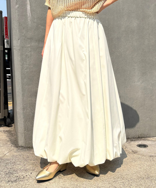 EMMA　ROUGE VIF（エマルージュヴィフ）の「【一部店舗限定】とろみバルーンスカート（スカート・レディース・ブラック/アイボリー・38/36）」の6枚目の写真