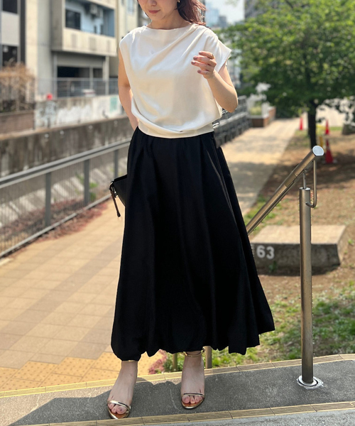 EMMA　ROUGE VIF（エマルージュヴィフ）の「【一部店舗限定】とろみバルーンスカート（スカート・レディース・ブラック/アイボリー・38/36）」の15枚目の写真