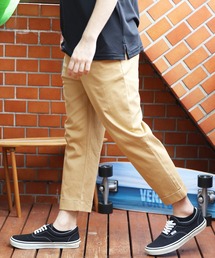 ストレッチチノクロップドパンツ