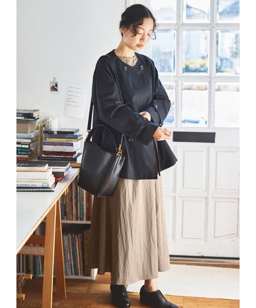 and myera（アンド マイラ）の「ａｎｄ　ｍｙｅｒａ　ダブルのノーカラージャケット（ノーカラージャケット・レディース・ブラック・L/M/LL/S）」の3枚目の写真