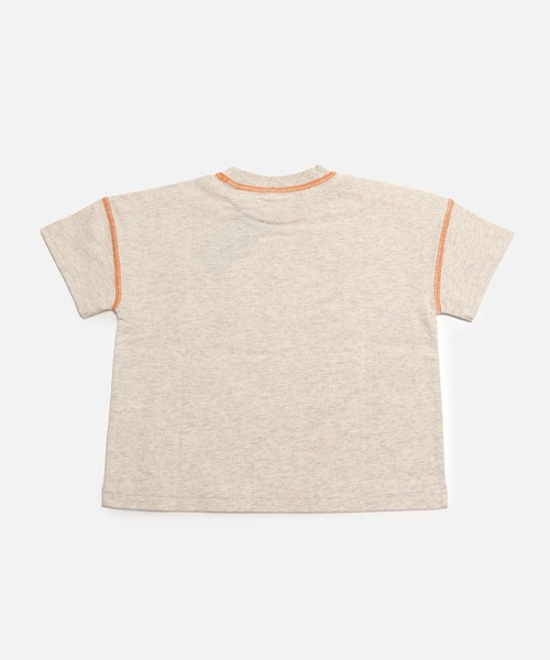 JAM & LINK(ジャムアンドリンク)の「綿100% ビッグシルエット 配色ステッチ 無地Tシャツ(Tシャツ/カットソー・キッズ・グレイッシュブルー/スモークピンク/ワインレッド/ライトイエロー/オートミール/パープル/ブラック/ホワイト/チャコールグレー/クリーム・110cm/100cm/120cm/130cm/140cm/150cm/160cm)」の12枚目の写真