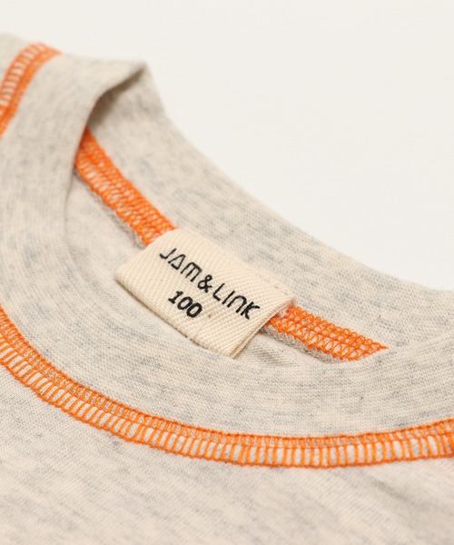 JAM & LINK(ジャムアンドリンク)の「綿100% ビッグシルエット 配色ステッチ 無地Tシャツ(Tシャツ/カットソー・キッズ・グレイッシュブルー/スモークピンク/ワインレッド/ライトイエロー/オートミール/パープル/ブラック/ホワイト/チャコールグレー/クリーム・110cm/100cm/120cm/130cm/140cm/150cm/160cm)」の13枚目の写真