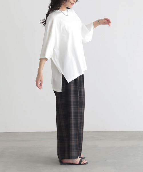 for/c(フォーシー)の「接触冷感オーバーサイズTシャツ【サスティナブル】(Tシャツ/カットソー・レディース・オフホワイト/チャコールグレー/ブラック/ネイビー・M/L)」の10枚目の写真