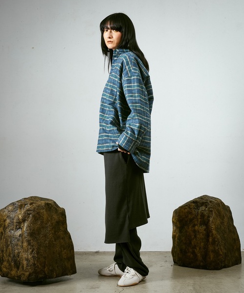 Dulcamara(ドゥルカマラ)の「ワイドBOXシャツ-C(シャツ/ブラウス・メンズ・ブルー/ブラック・0/1)」の8枚目の写真