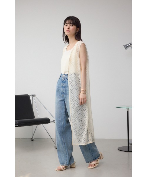 AZUL by moussy（アズールバイマウジー）の「前後2WAYレースロングジレ（ベスト・レディース・ブラック/アイボリー・FREE）」の5枚目の写真
