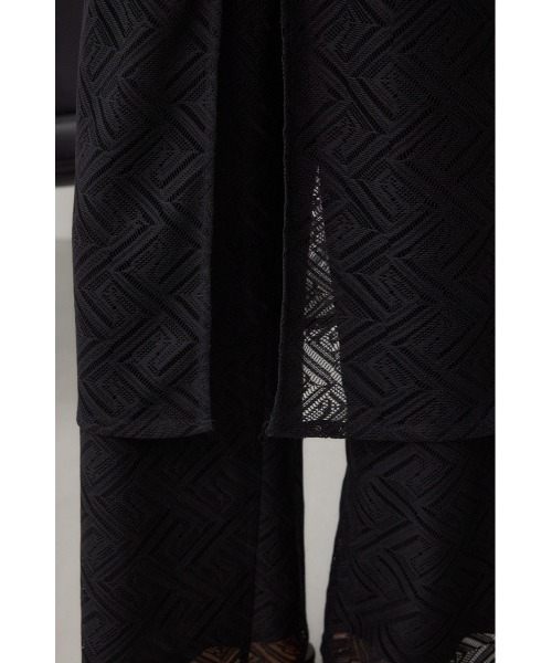 AZUL by moussy（アズールバイマウジー）の「前後2WAYレースロングジレ（ベスト・レディース・ブラック/アイボリー・FREE）」の22枚目の写真