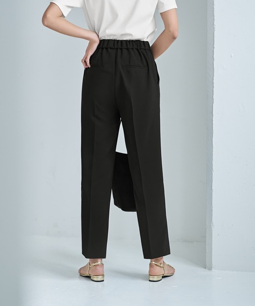 STYLE DELI(スタイルデリ)の「ゆとりのある落ち感BASICパンツ(その他パンツ・レディース・ベージュ/ブラック・SMALL/MEDIUM)」の16枚目の写真