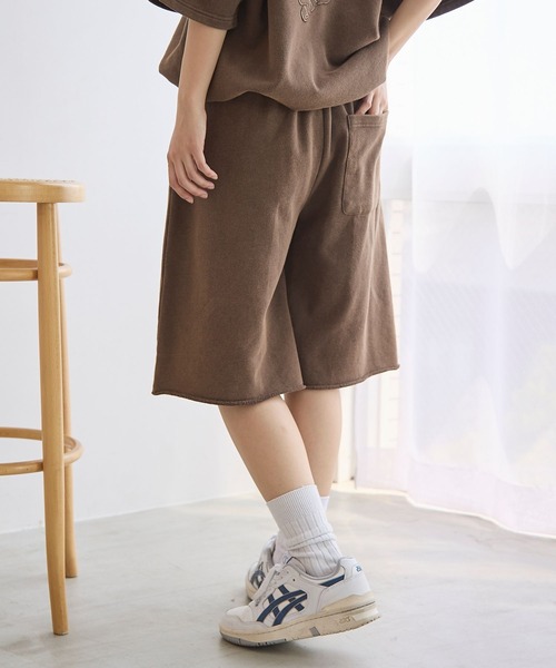 PBLIM（ページボーイリム）の「《UNISEX/セットアップ対応》ピグメントスウェットショートパンツ（その他パンツ・レディース・ブラウン/スミクロ・MEDIUM/LARGE）」の17枚目の写真