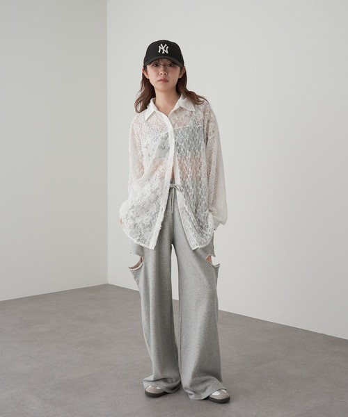 RAY CASSIN(レイカズン)の「【セットアップ対応】レースシャツ(シャツ/ブラウス・レディース・ベージュ/アイボリー/ブラック・FREE)」の6枚目の写真