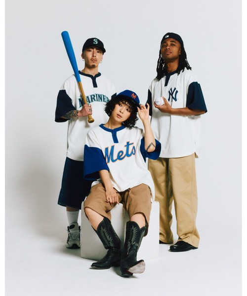 KEBOZ × MLB NEW YORK YANKEES ROUND HEM HENLEY NECK S/S TEE