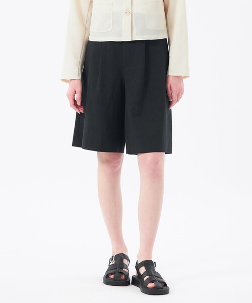 MACKINTOSH PHILOSOPHY(マッキントッシュ フィロソフィー)の「ワンタックハーフパンツ(その他パンツ・レディース・ベージュ/ブラック・36/38)」の1枚目の写真