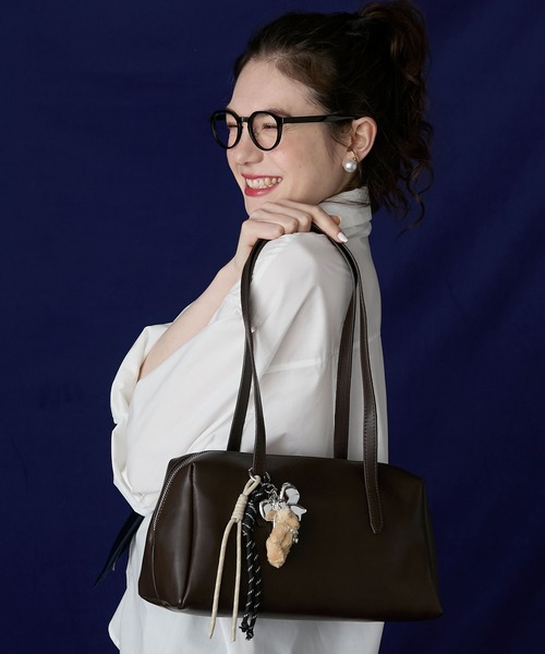 BONLECILL Marche(ボンルシールマルシェ)の「【BONLECILL Marche】《大容量》ベーシックスクエアボストンバッグ(ボストンバッグ・レディース・ブラック/キャメル/ブラウン・FREE)」の13枚目の写真